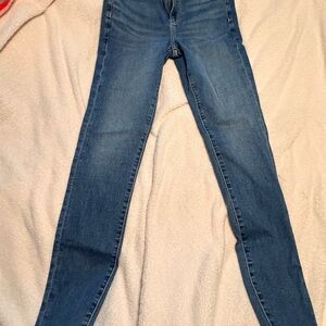 American Eagle Outfitters Women's Skinny Jeans in Blue